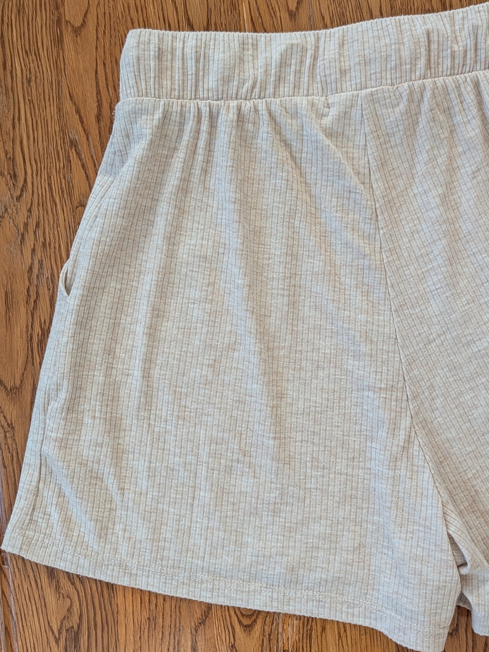 Entro Beige Ribbed Knit High Rise Drawstring Lounge Shorts - Picture 6 of 11